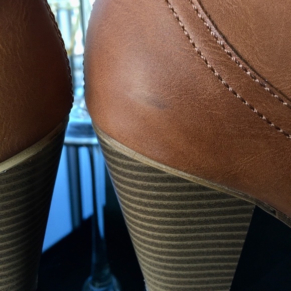 Steve Madden Booties in Cognac Size 7 - Picture 10 of 13